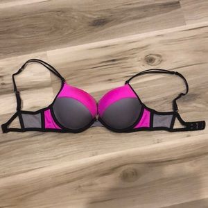 Victoria’s Secret very sexy push-up bra